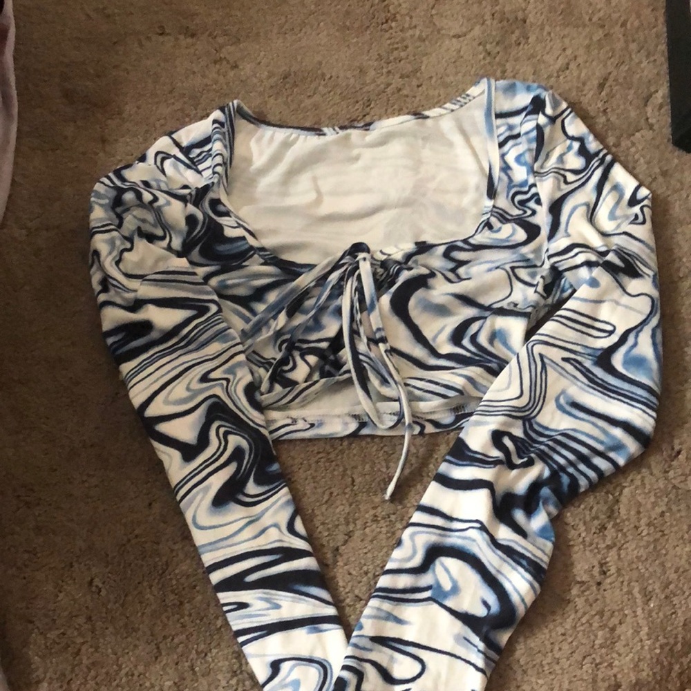 Tie crop top:)